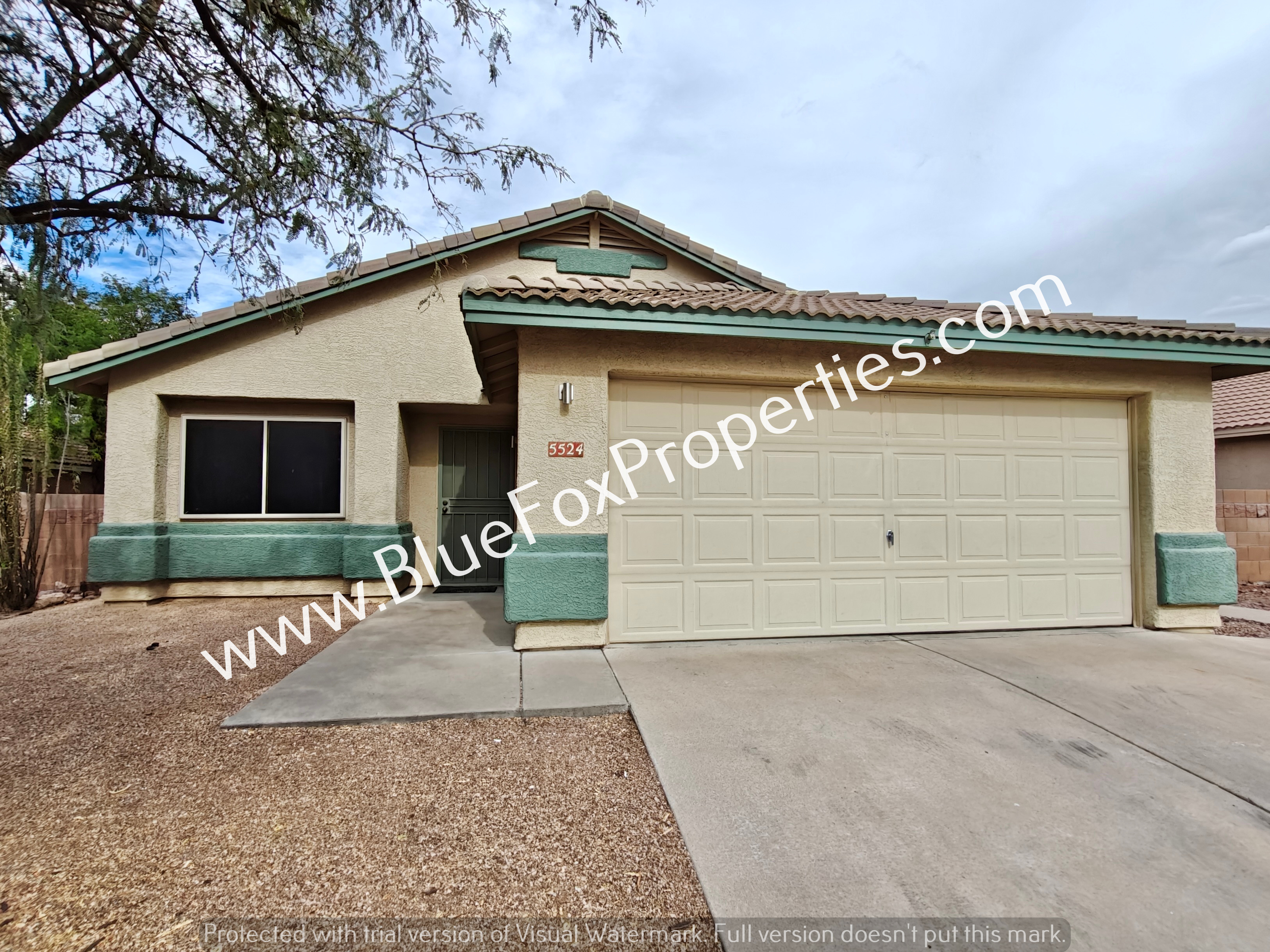 Marana House: 5524 W Guild Springs St