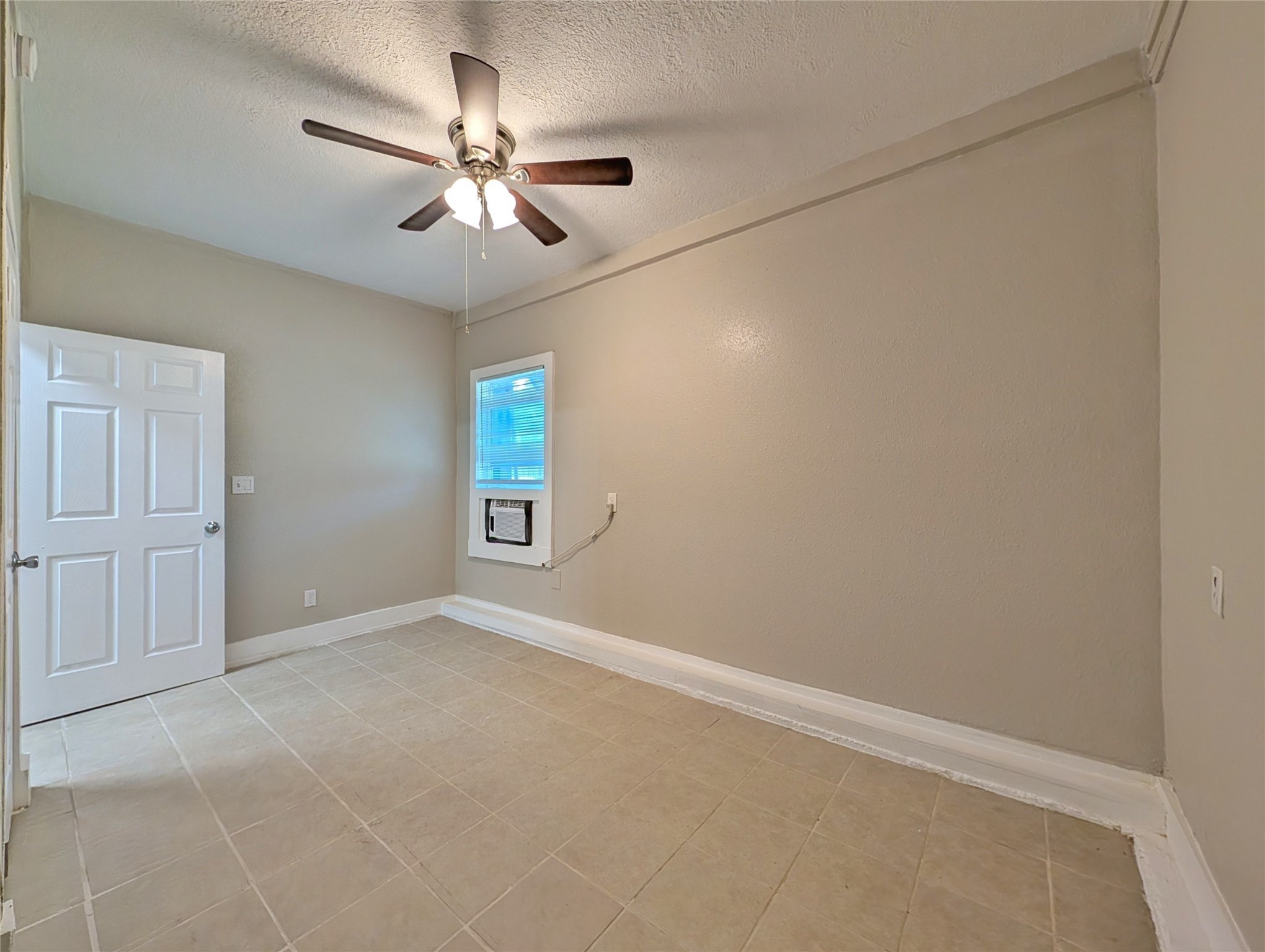 Galveston Condo: 1219 33rd Street