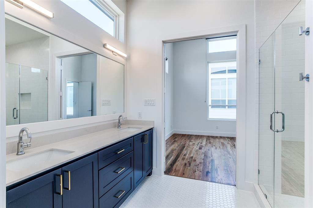 Dallas Condo: 5714 Lindell Avenue
