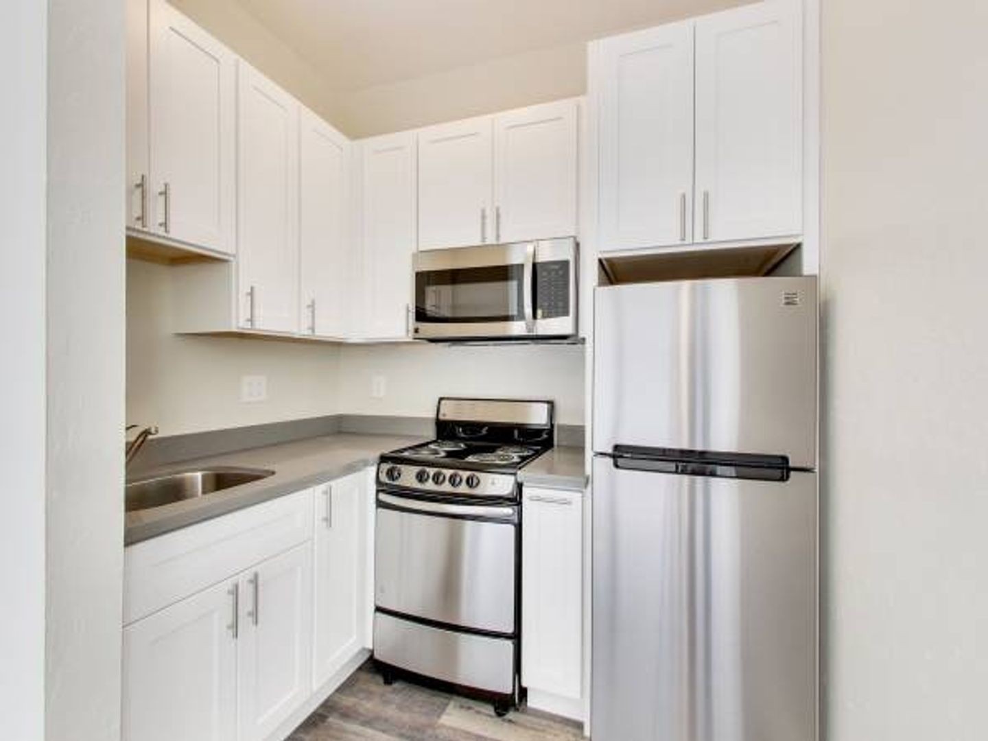 San Francisco Condo: 2228 Union Street