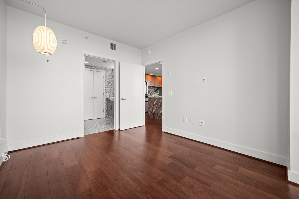 Austin Condo: 300 Bowie Street