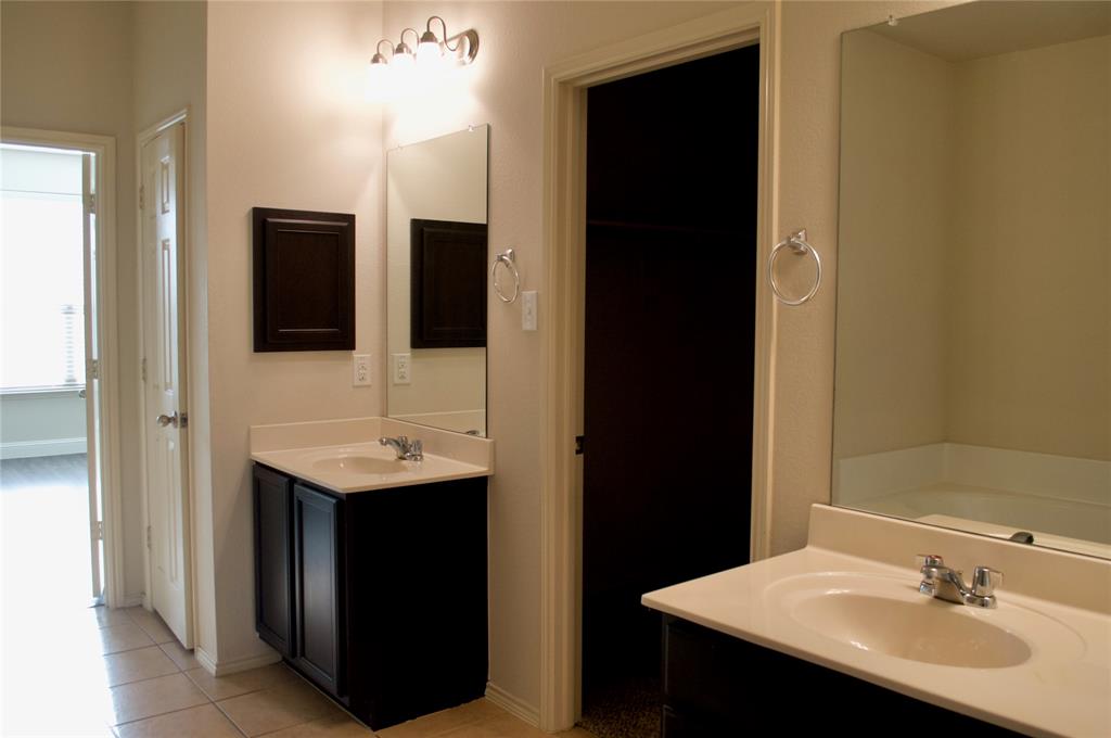 Denton Condo: 3804 Oceanview Drive