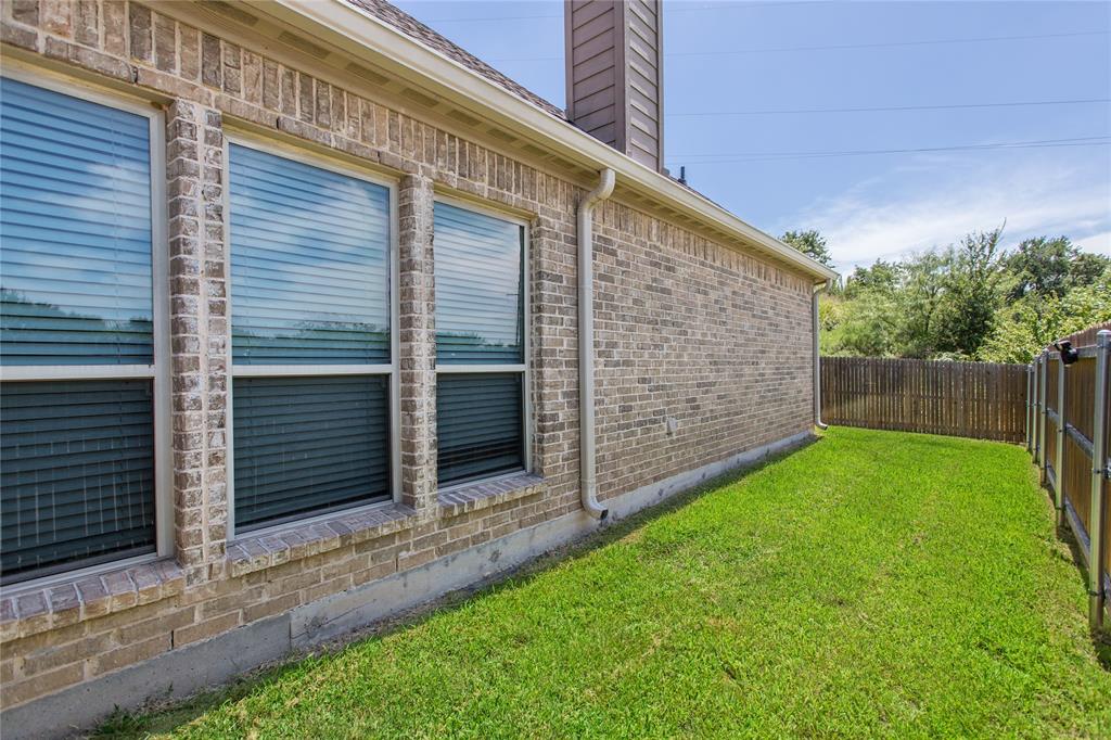 Arlington Condo: 2201 Highland Villa Lane