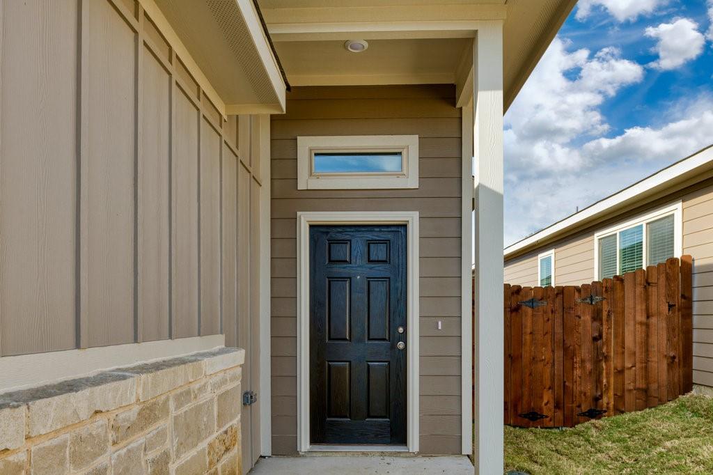 Venus Condo: 729 Fallow Drive