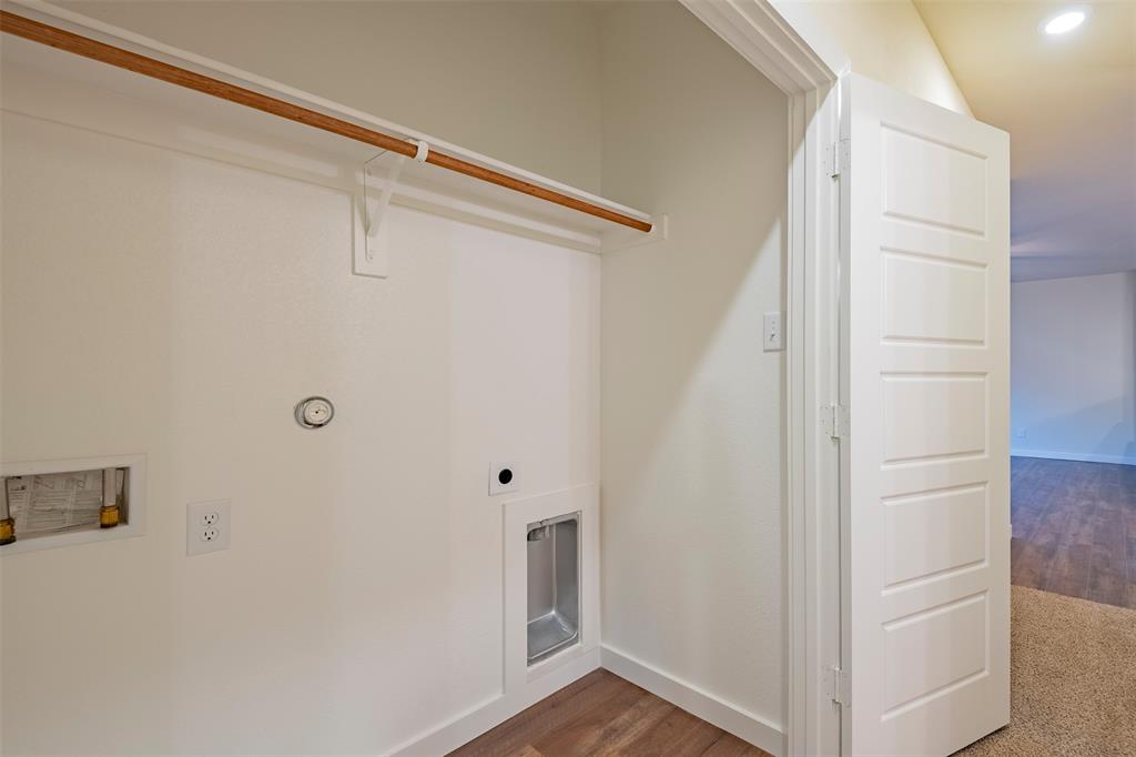 Venus Condo: 645 Blackland Drive