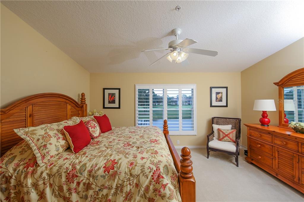 Sarasota Condo: 5330 Hyland Hills Avenue