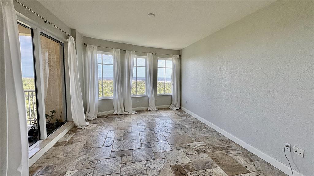 New Smyrna Beach Condo: 261 Minorca Beach Way