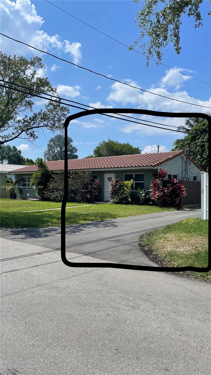 Hollywood Condo: 1909 Mayo Street