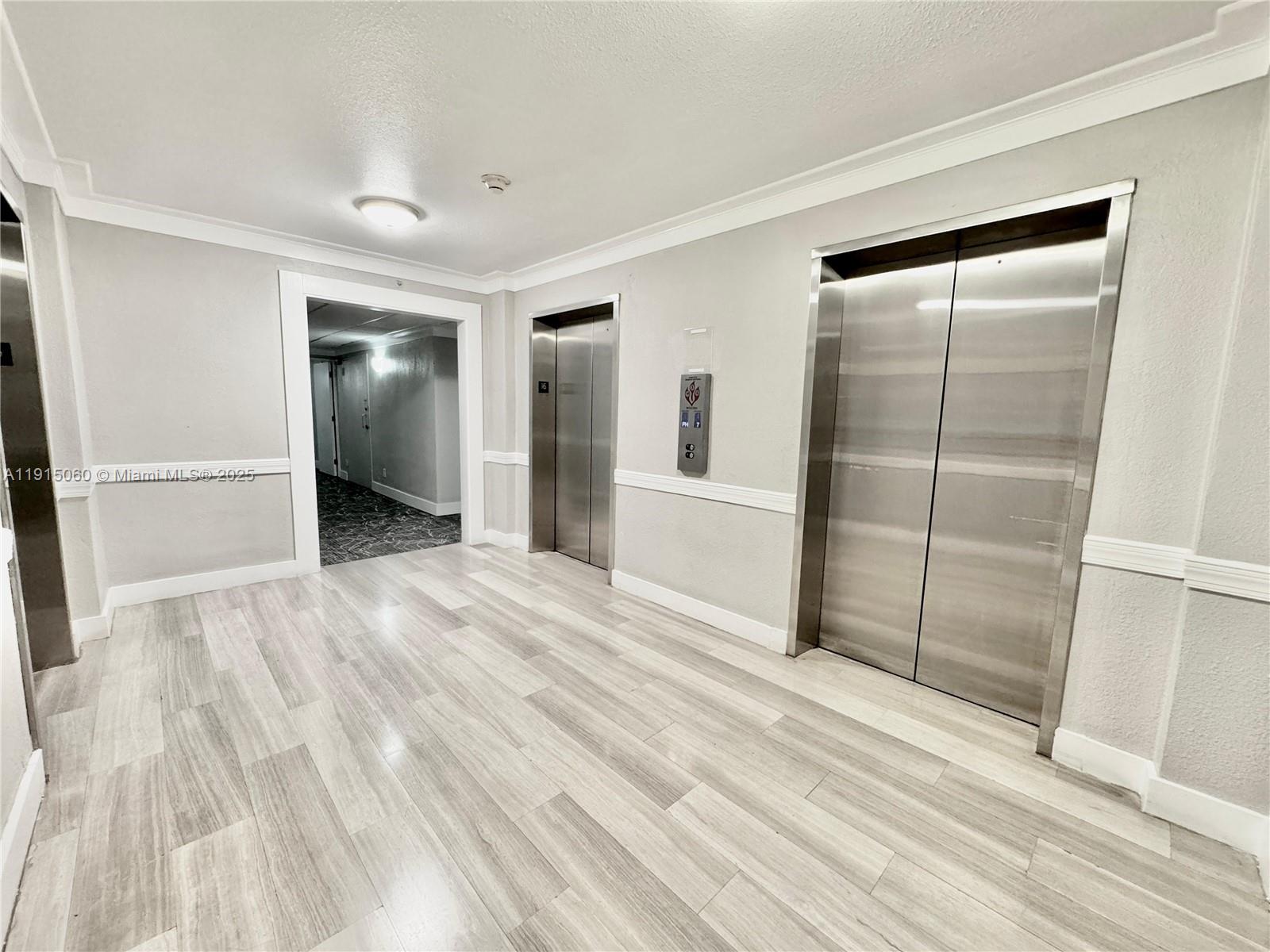Sunny Isles Beach Condo: 19390 Collins Avenue