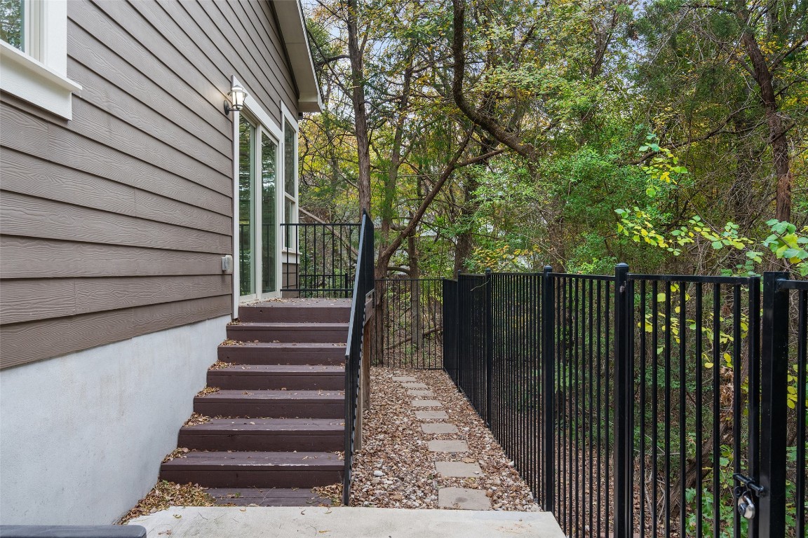 Austin Condo: 12214 Cottage Promenade Court