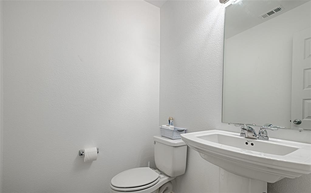 Crandall Condo: 1966 Marble Lane