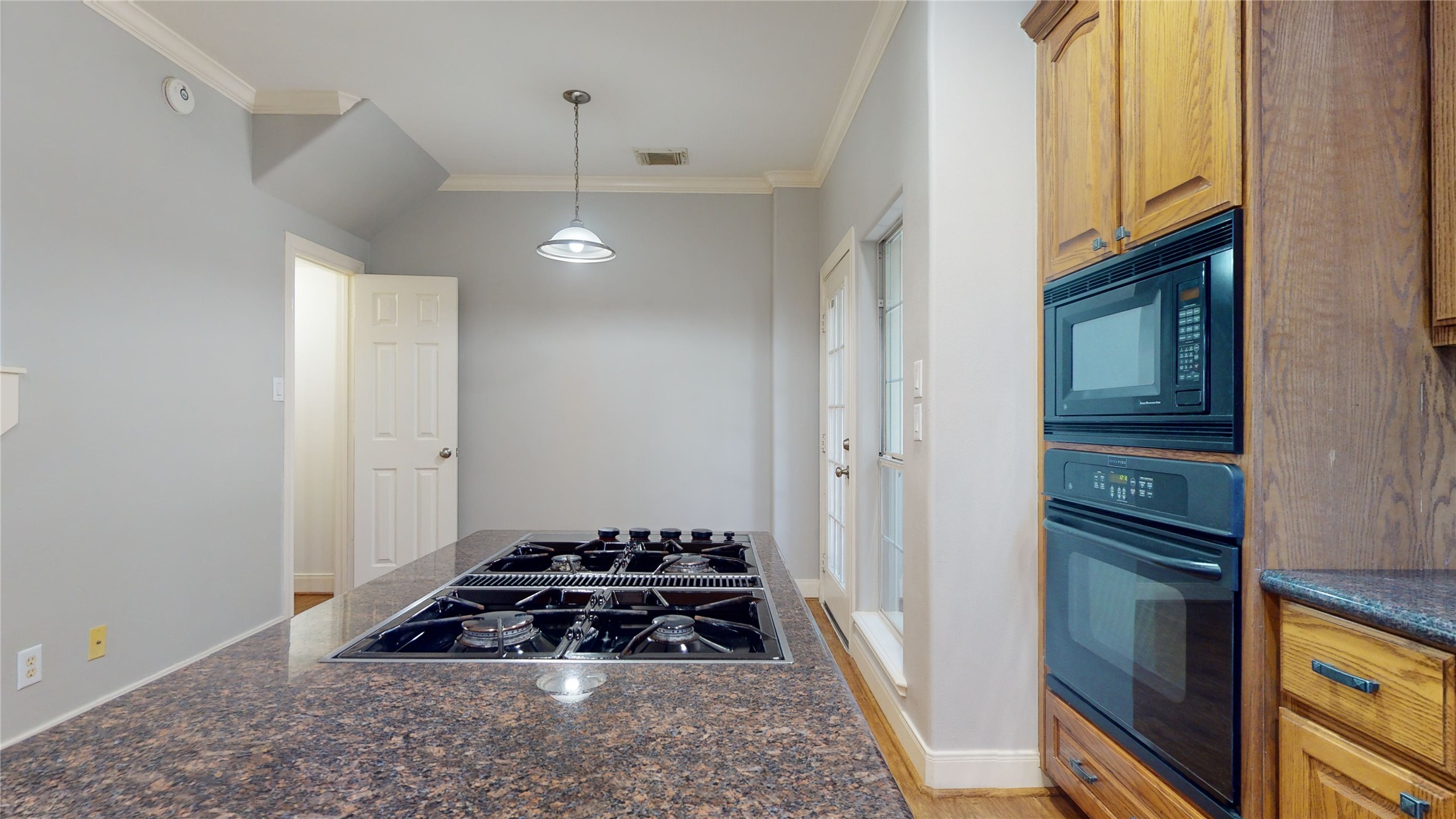 Houston Condo: 328 Malone Street