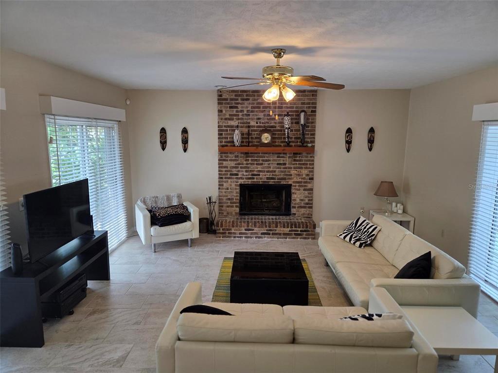 Bradenton Condo: 215 48th Street Northwest