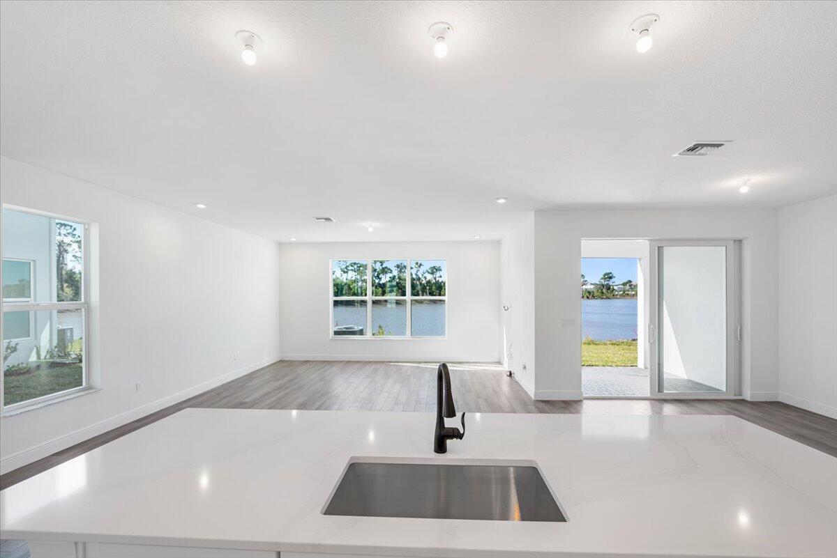 Jensen Beach Condo: 3516 Northwest Solange Court