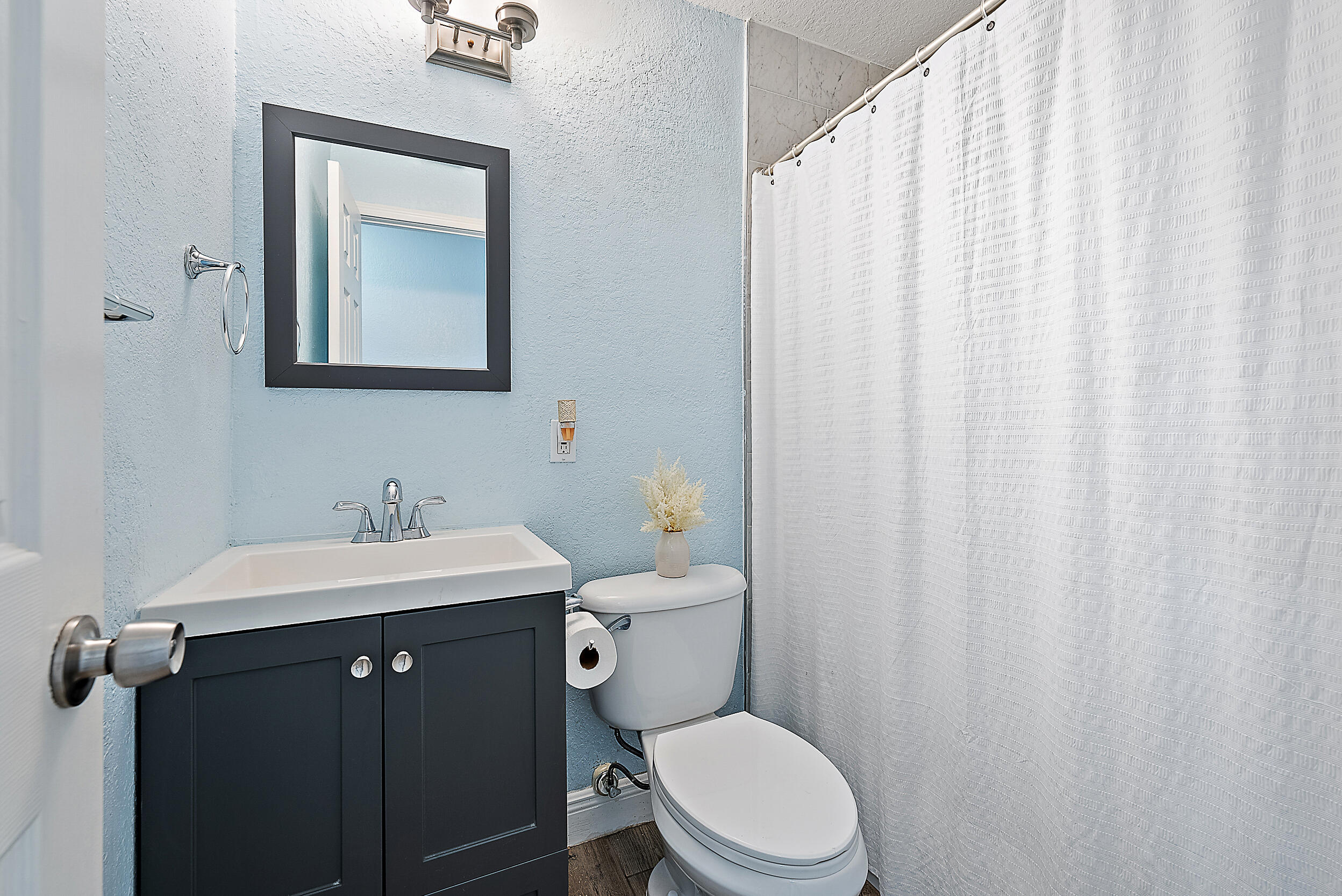 Palm Beach Gardens Condo: 3503 Florida Boulevard