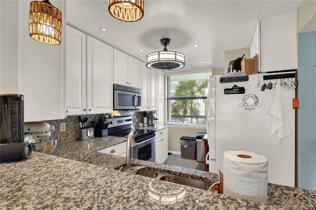 Jensen Beach Condo: Undisclosed Address