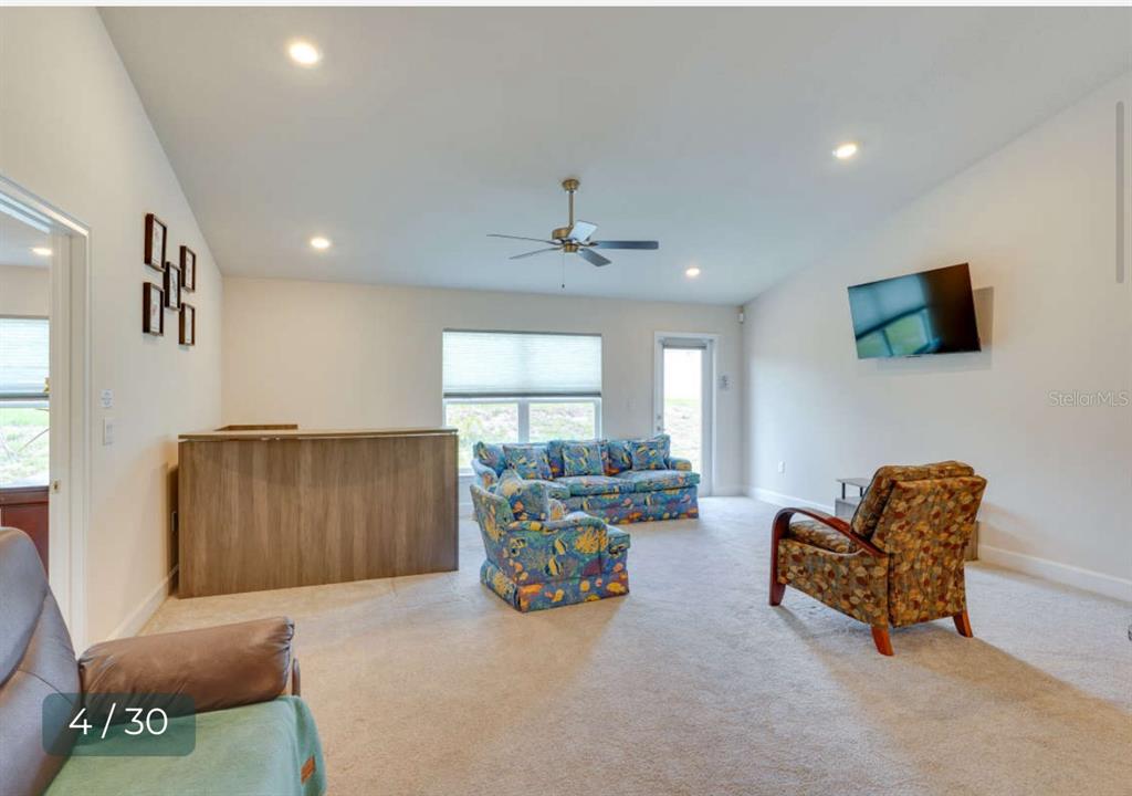 Poinciana Condo: 303 Shad Way