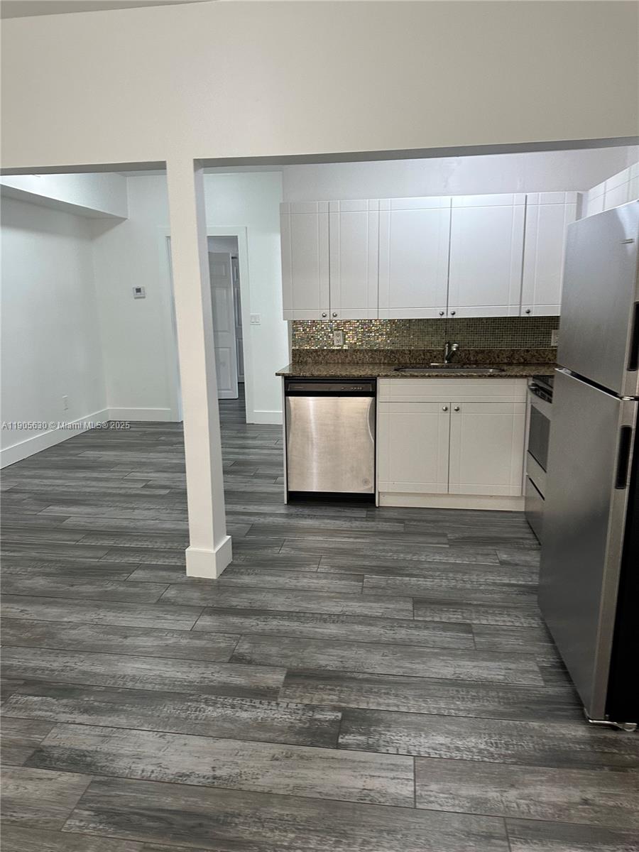 Miami Condo: 2500 Northeast 192 Street