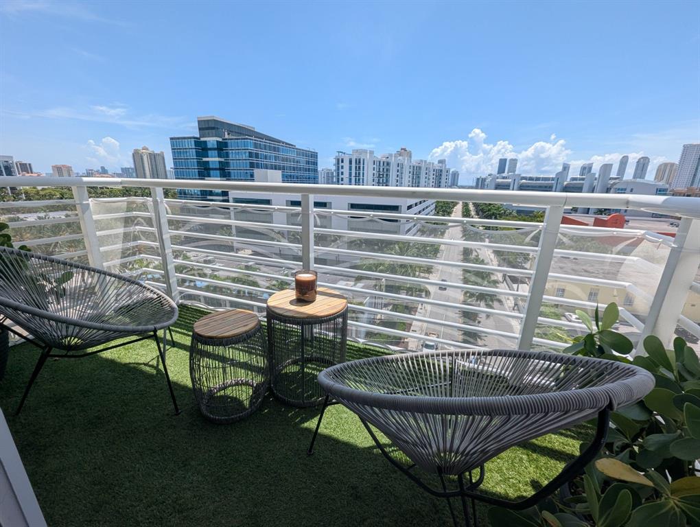 Aventura Condo: 18800 Northeast 29th Avenue