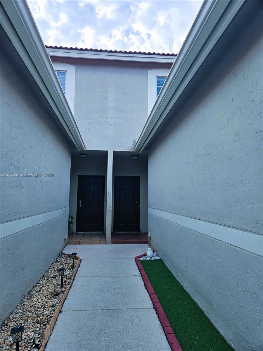 Weston Condo: 1210 Sorrento Drive