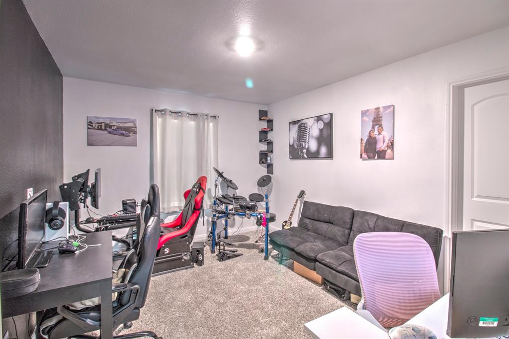 Sanger Condo: 115 Magnolia Drive