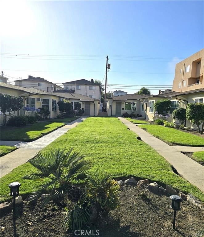 Burbank Condo: 231 East Valencia Avenue