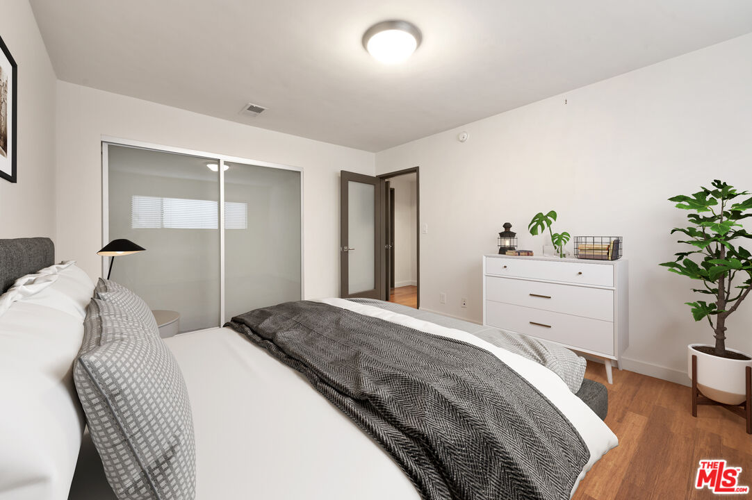 Los Angeles Condo: 931 North Alfred Street