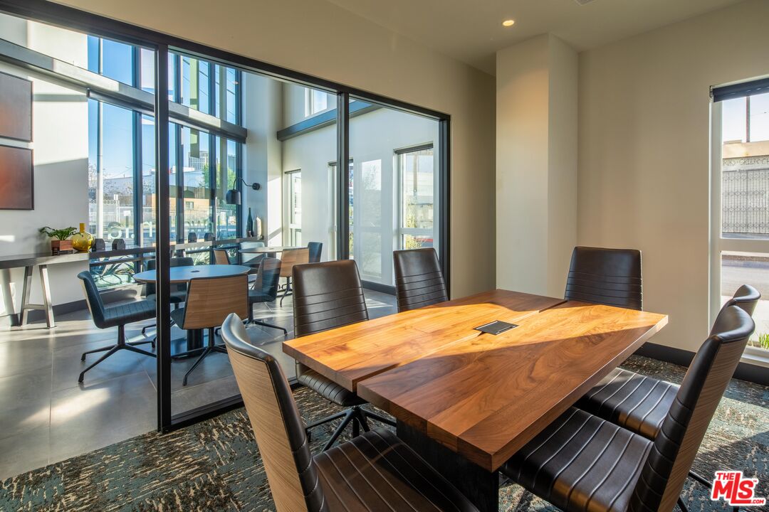 Los Angeles Condo: 1101 North Main Street