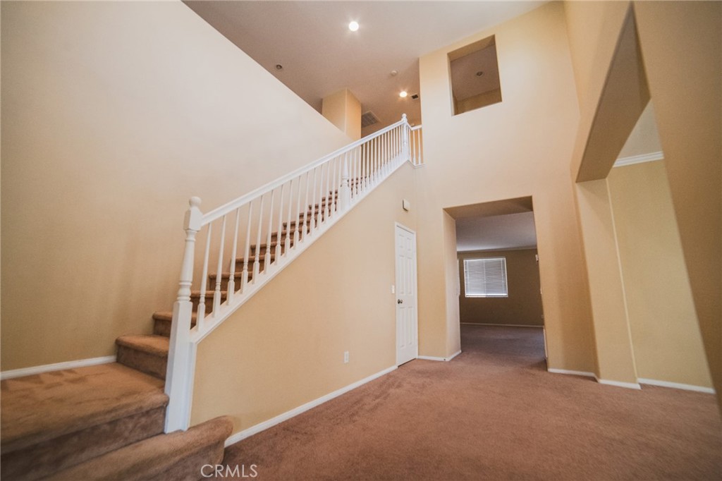 Eastvale Condo: 6542 Hollis Street