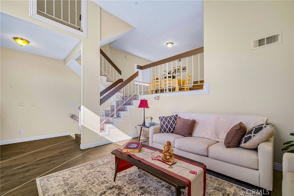 Calabasas Condo: 5412 Las Virgenes Road