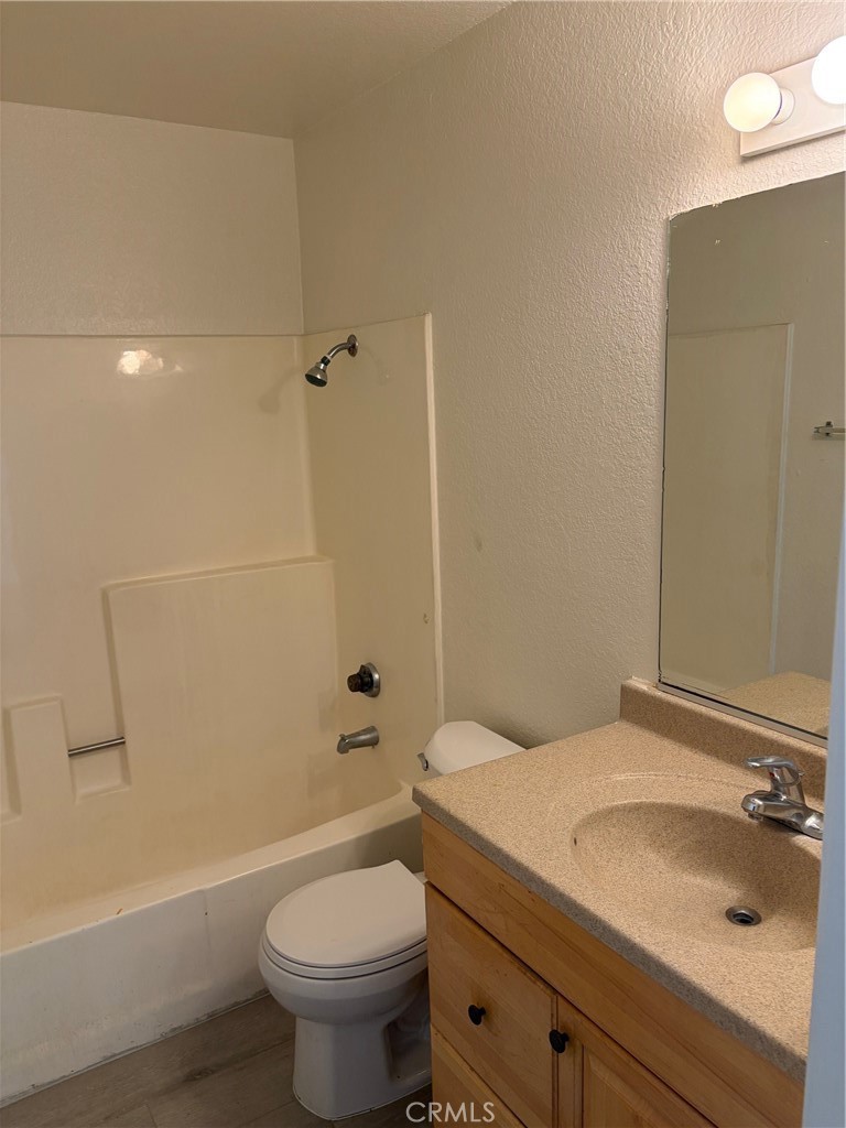 Redlands Condo: 1209 Oxford Drive