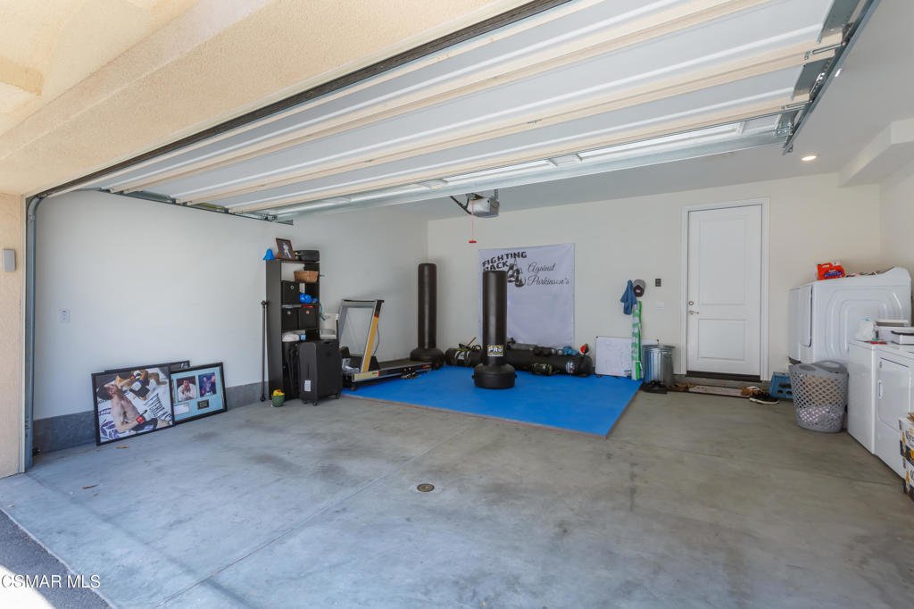 Newbury Park Condo: 327 Newbury Vista Lane