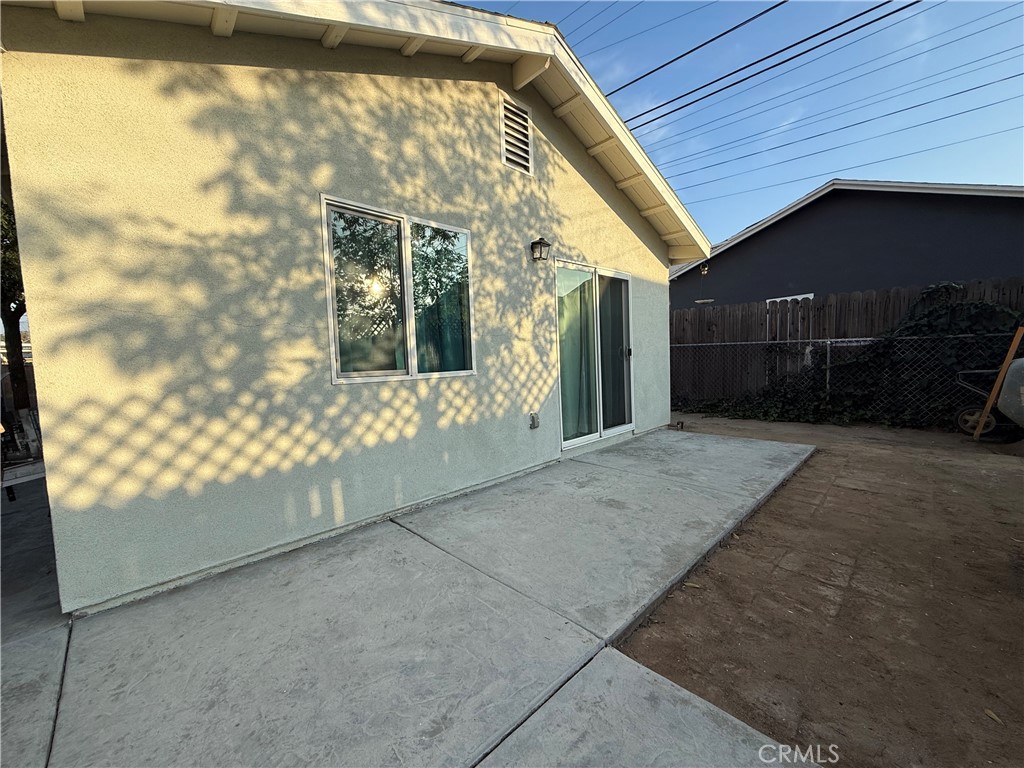 Redlands Condo: 409 West Pioneer Avenue