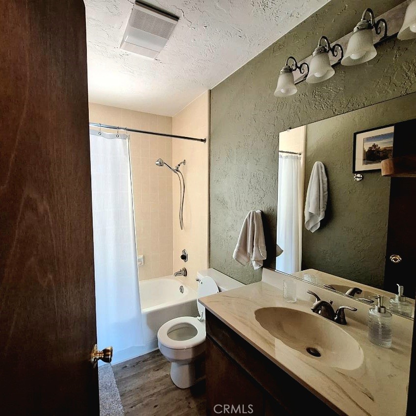 Clearlake Oaks Condo: 11664 Lakeview Drive