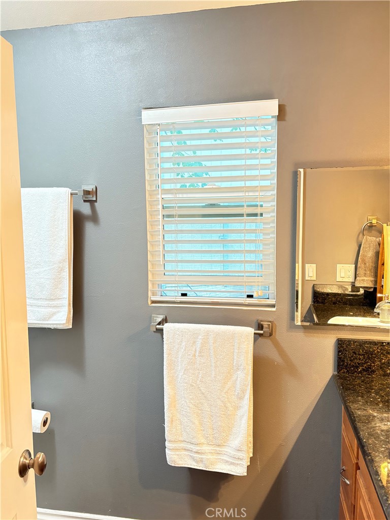 Crestline Condo: 743 Woodland Road