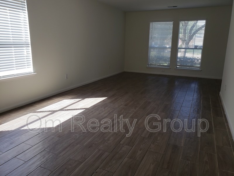 Katy Condo: 6655 Stonefort Court