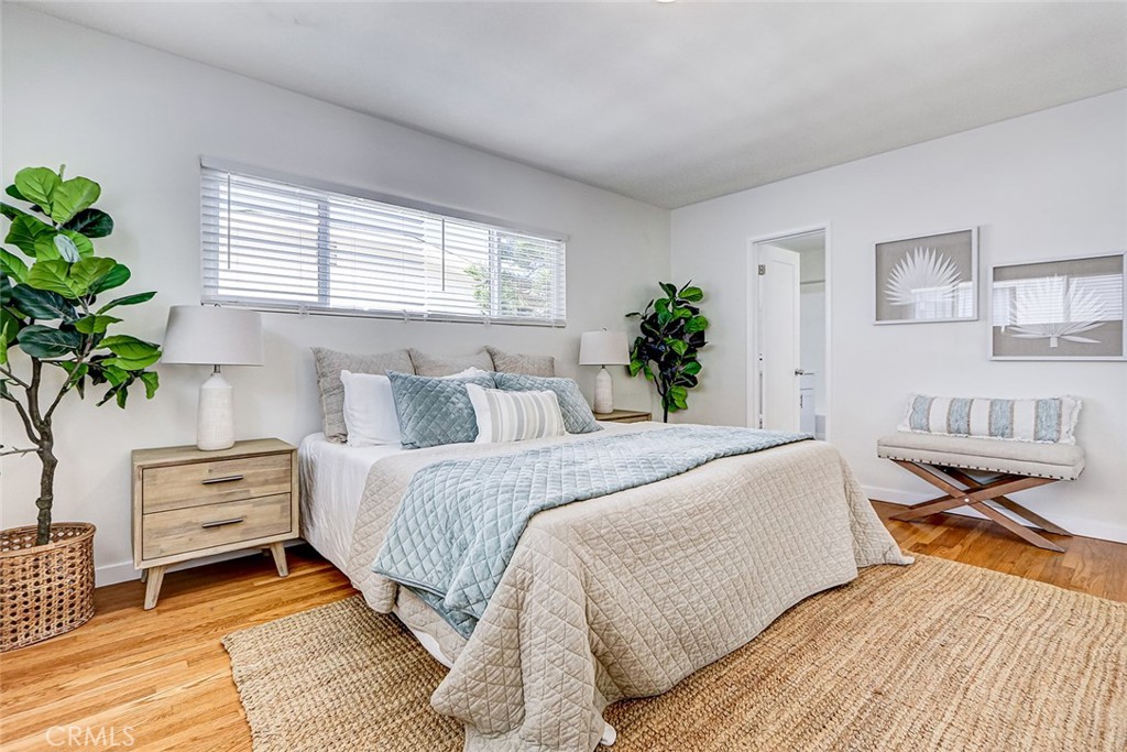 Redondo Beach Condo: 426 South Broadway