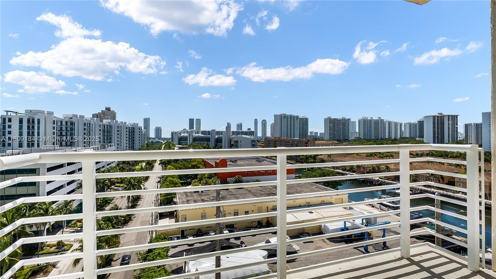 Aventura Condo: 18800 Northeast 29th Avenue