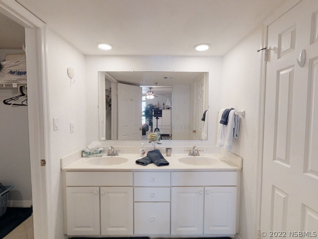 New Smyrna Beach Condo: 4141 South Atlantic Avenue