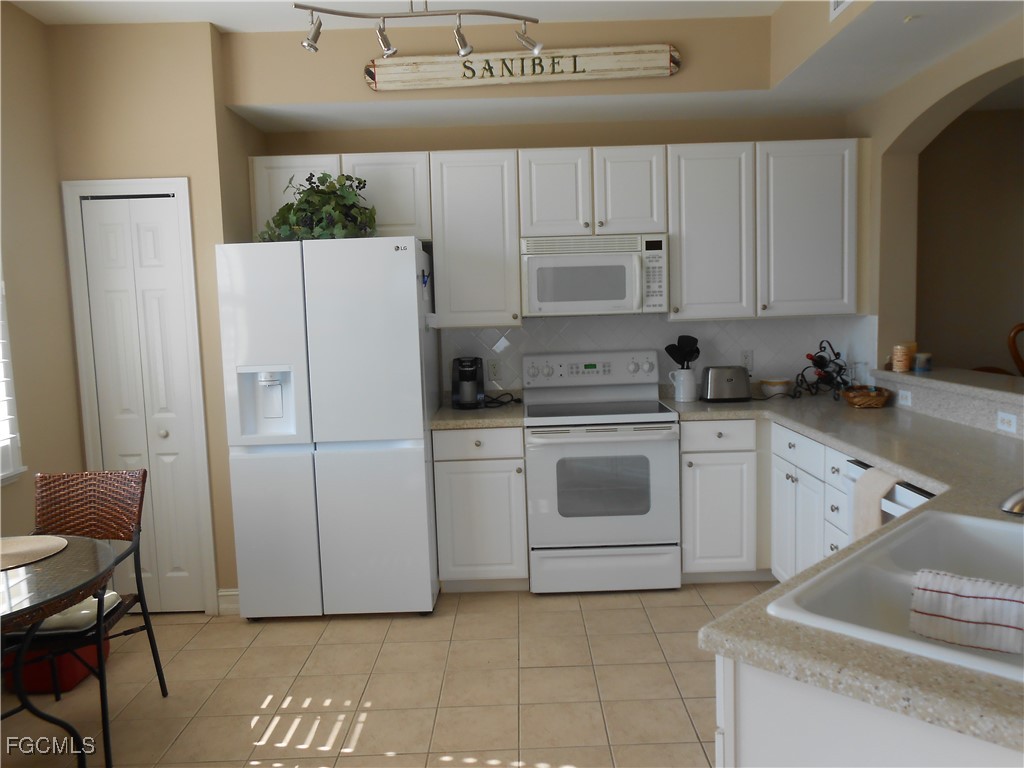 Fort Myers Condo: 10720 Ravenna Way