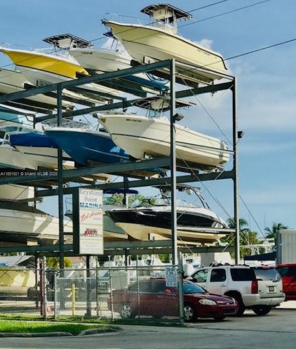 North Miami Condo: 2425 Northeast 135th Street