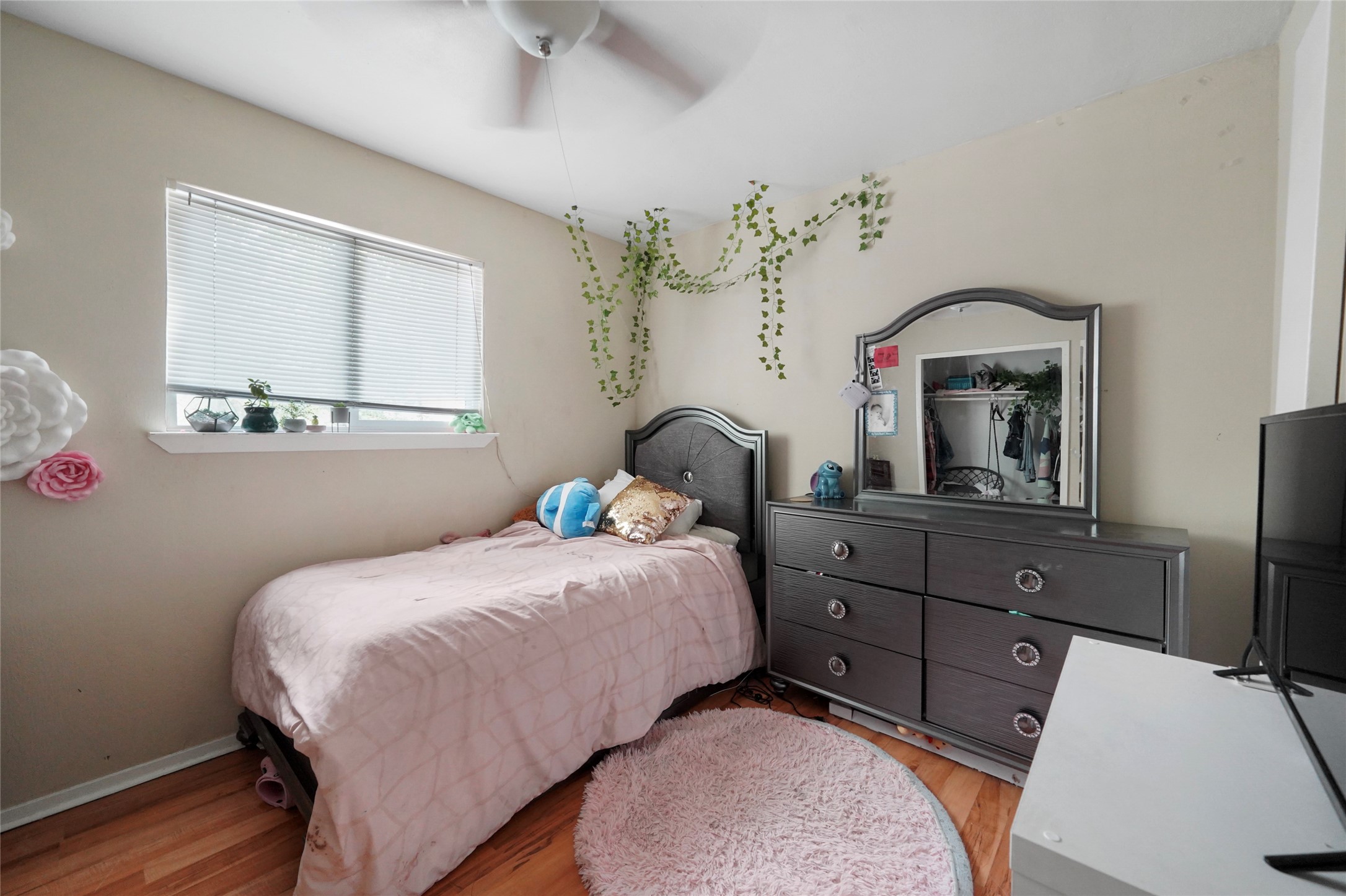 The Woodlands Condo: 33 Coralberry Road