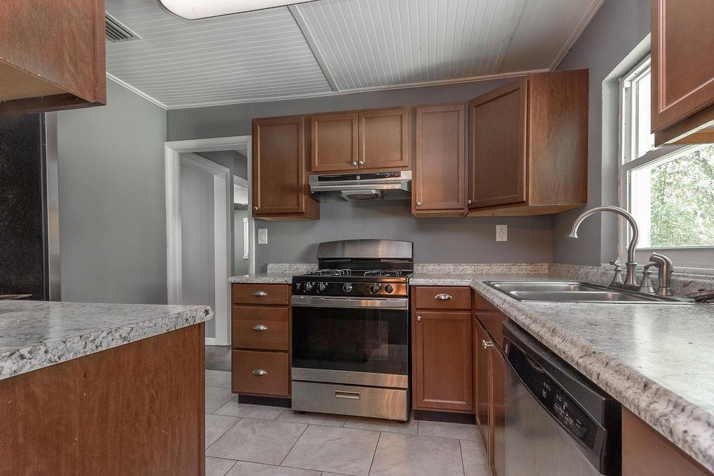 Deland Condo: 1404 North Garfield Avenue