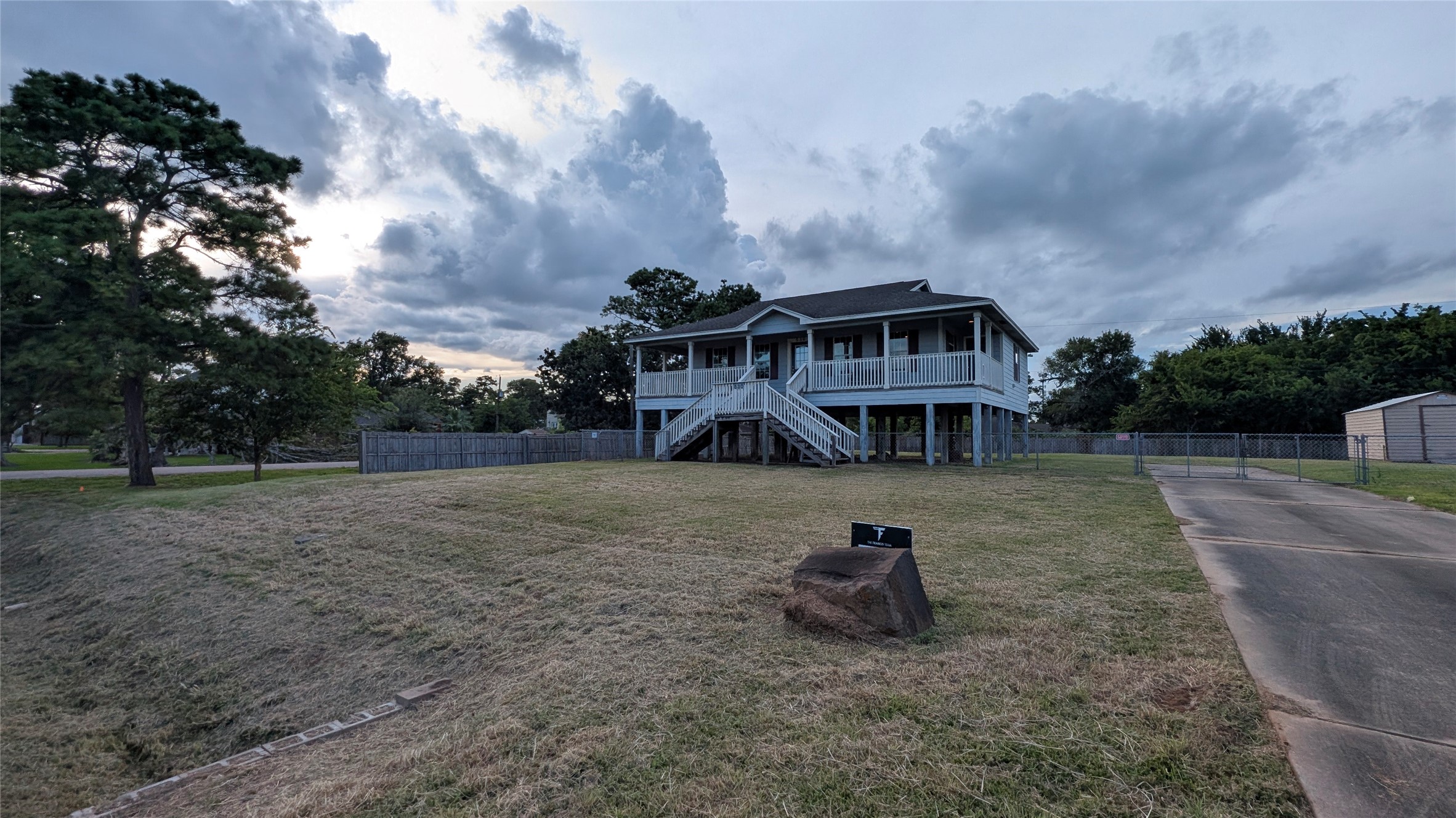 La Porte Condo: 530 South Shady Lane