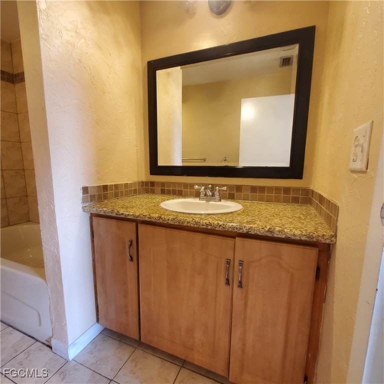 Fort Myers Condo: 3704 Broadway