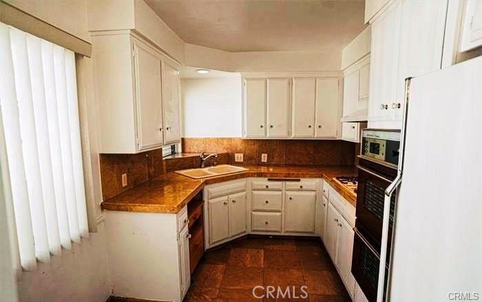 Los Angeles Condo: 1757 North Normandie Avenue