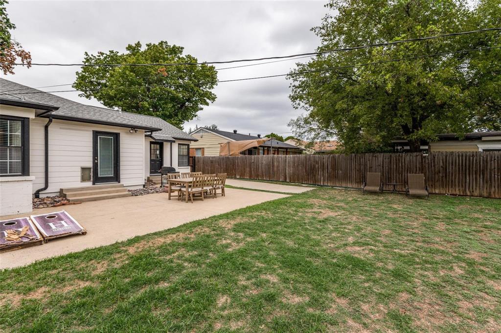 Dallas Condo: 6618 Kenwell Street