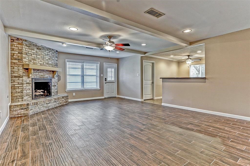 Houston Condo: 6031 Cerritos Drive