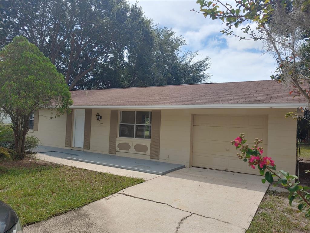 Deltona Condo: 2202 Danforth Avenue