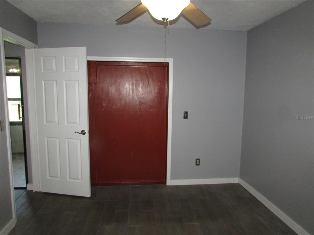 Tampa Condo: 12715 Raeburn Way